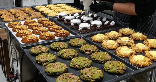Dream Station's live food station offerings: Cookie