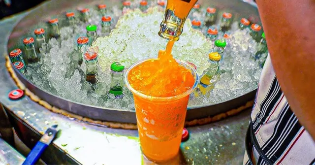 Dream Station's live food station offerings: Slushy drink