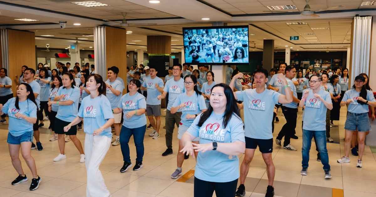 Participants is participating in a virtual team building activity