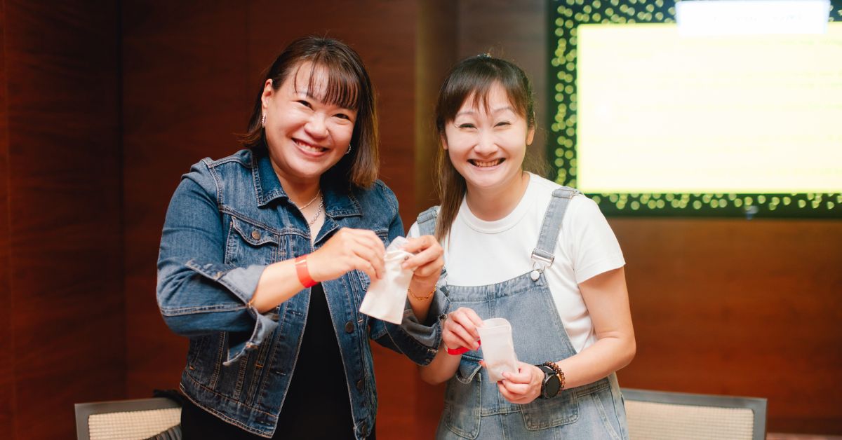 Dream Station's herbal sachet DIY station