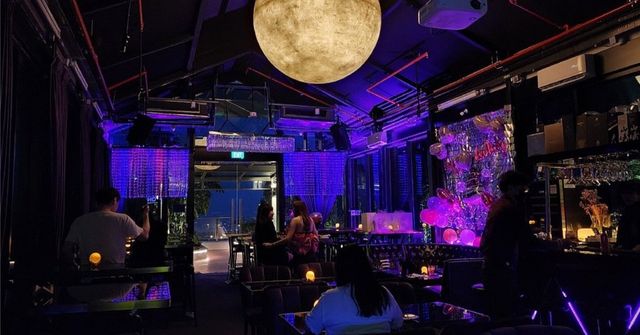 Scenic dinner and dance rooftop at Moon Rooftop Bar and Lounge