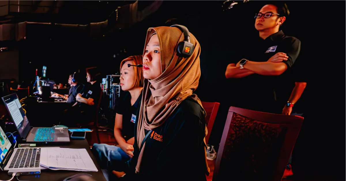 A Dream Station staff is showcalling during a corporate event