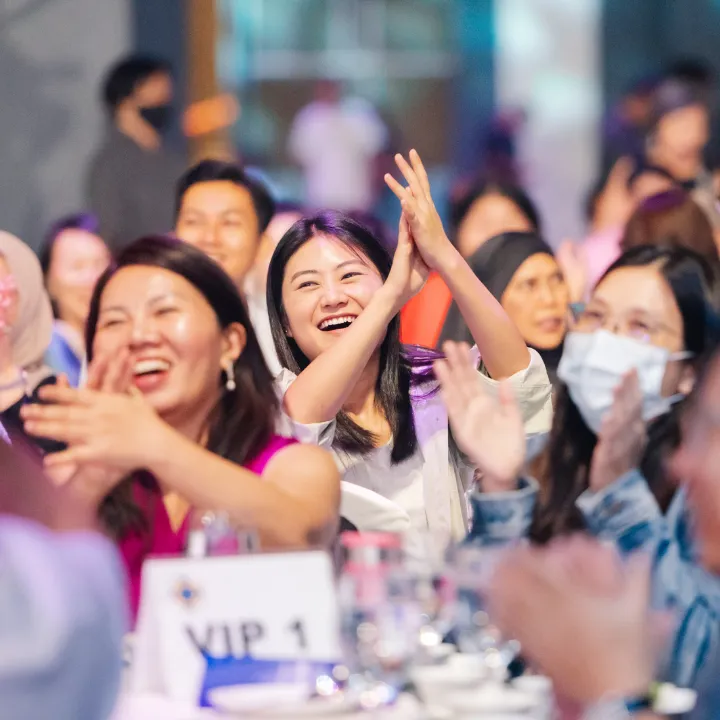 Participants ẹnoying the dinner and dance planned and managed by Dream Station