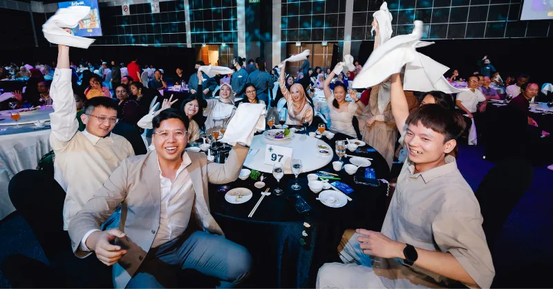 Suitable event type for photobooth fringe activity: Dinner and dance
