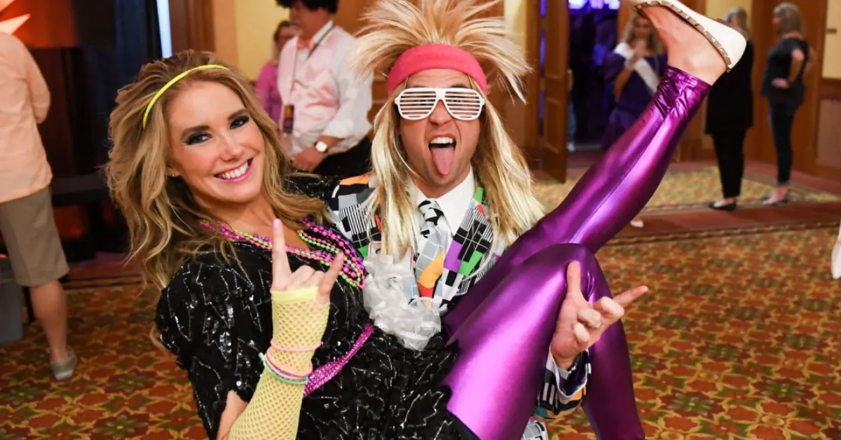One of poppular dinner and dance themes: 80s Retro