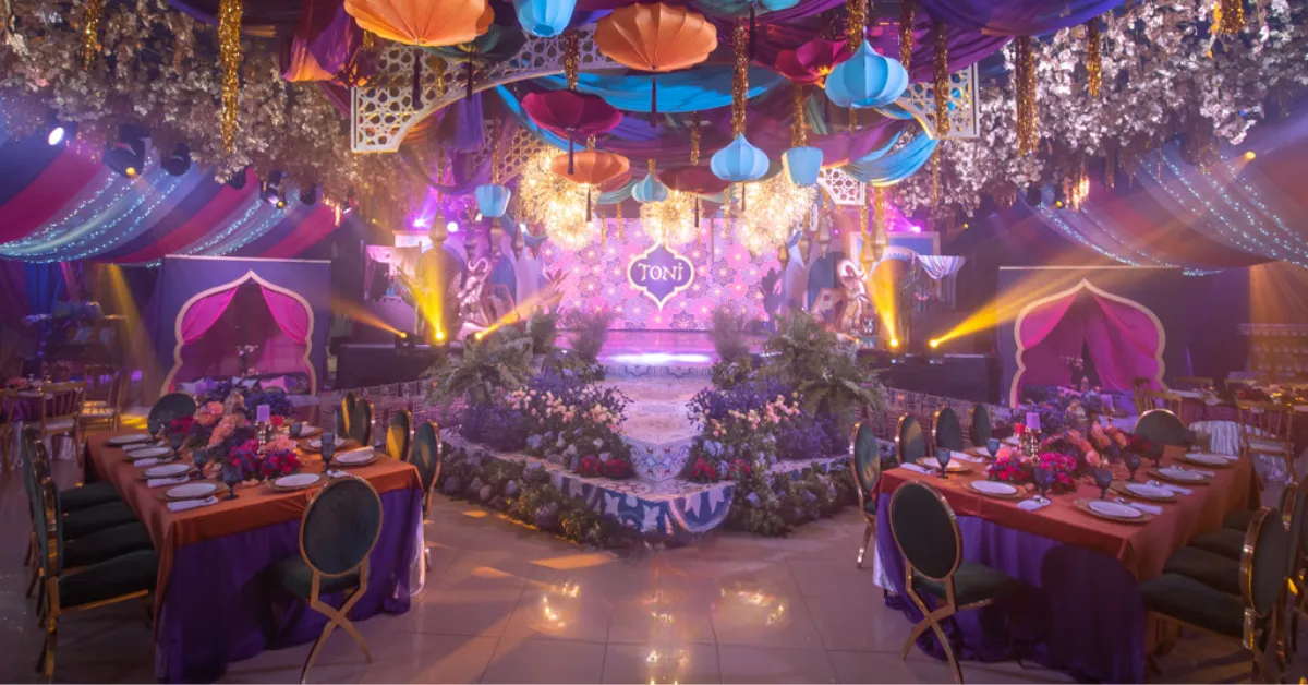 One of poppular dinner and dance themes: Arabian Night